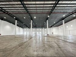 Upper Changi Road East (D16), Warehouse #607938711